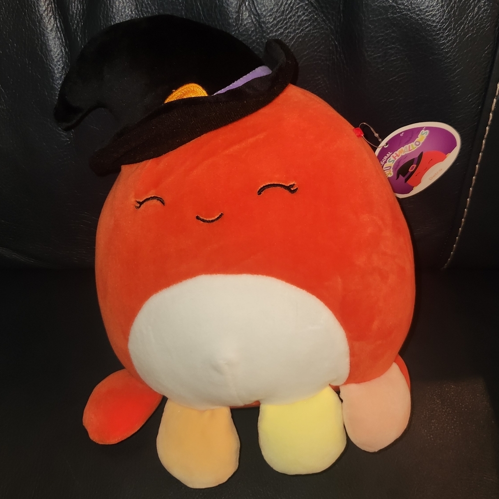 Detra the Halloween Squishmallow 8"